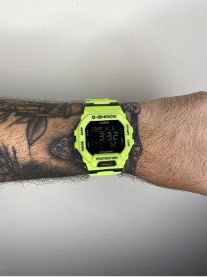 G-SHOCK GBD-200 AMARELO NEON